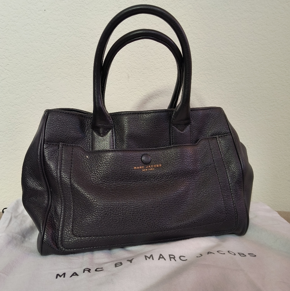 Marc Jacobs Empire Empire City Leather Tote/Handbag Black